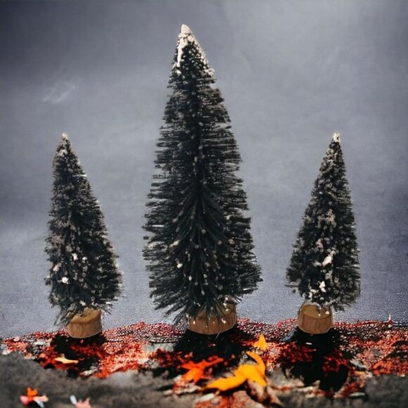 Lemax 3 Bottle Brush Trees Flocked Green Sisal Wood Base Christmas Village READ. - Picture 1 of 16